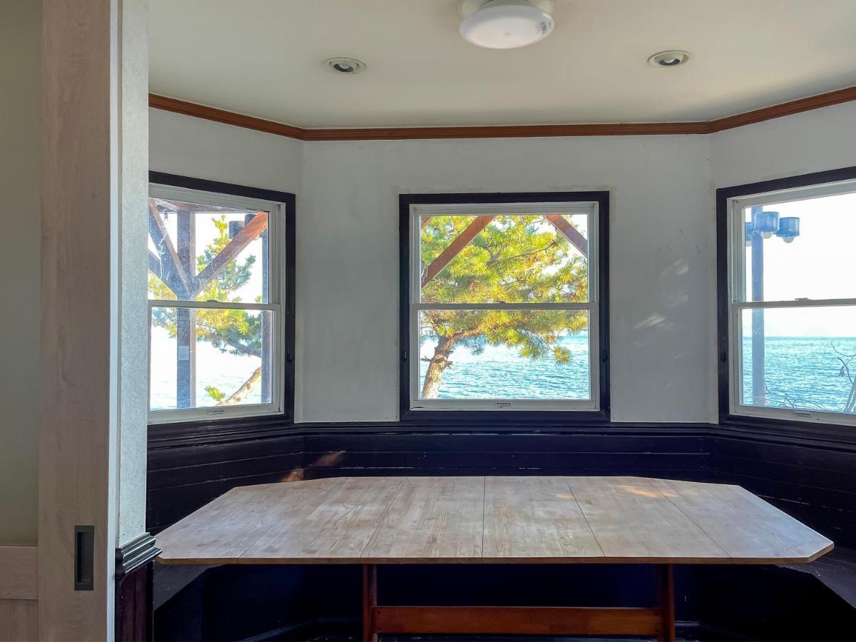 Biwa-Lakeside Cottage B B Dylan Minamikomatsu Exteriér fotografie